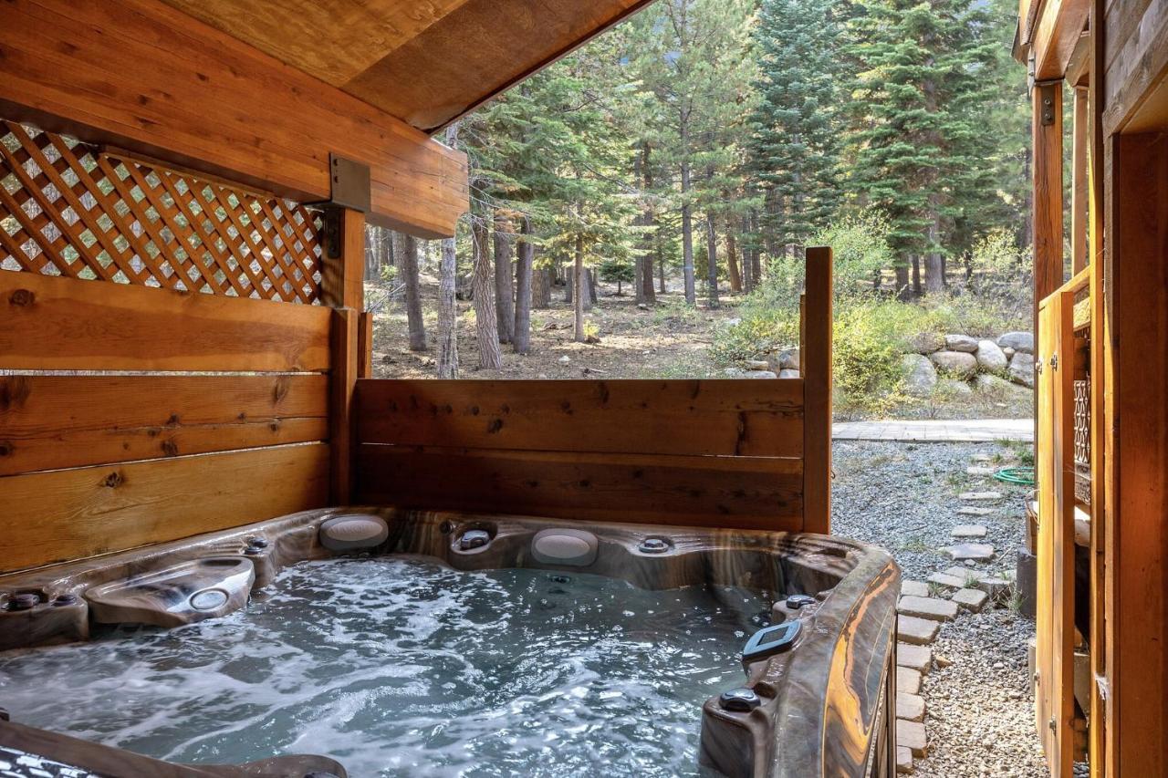 Bear Meadows Lodge - Hot Tub - Tahoe Donner Home Truckee Exterior photo