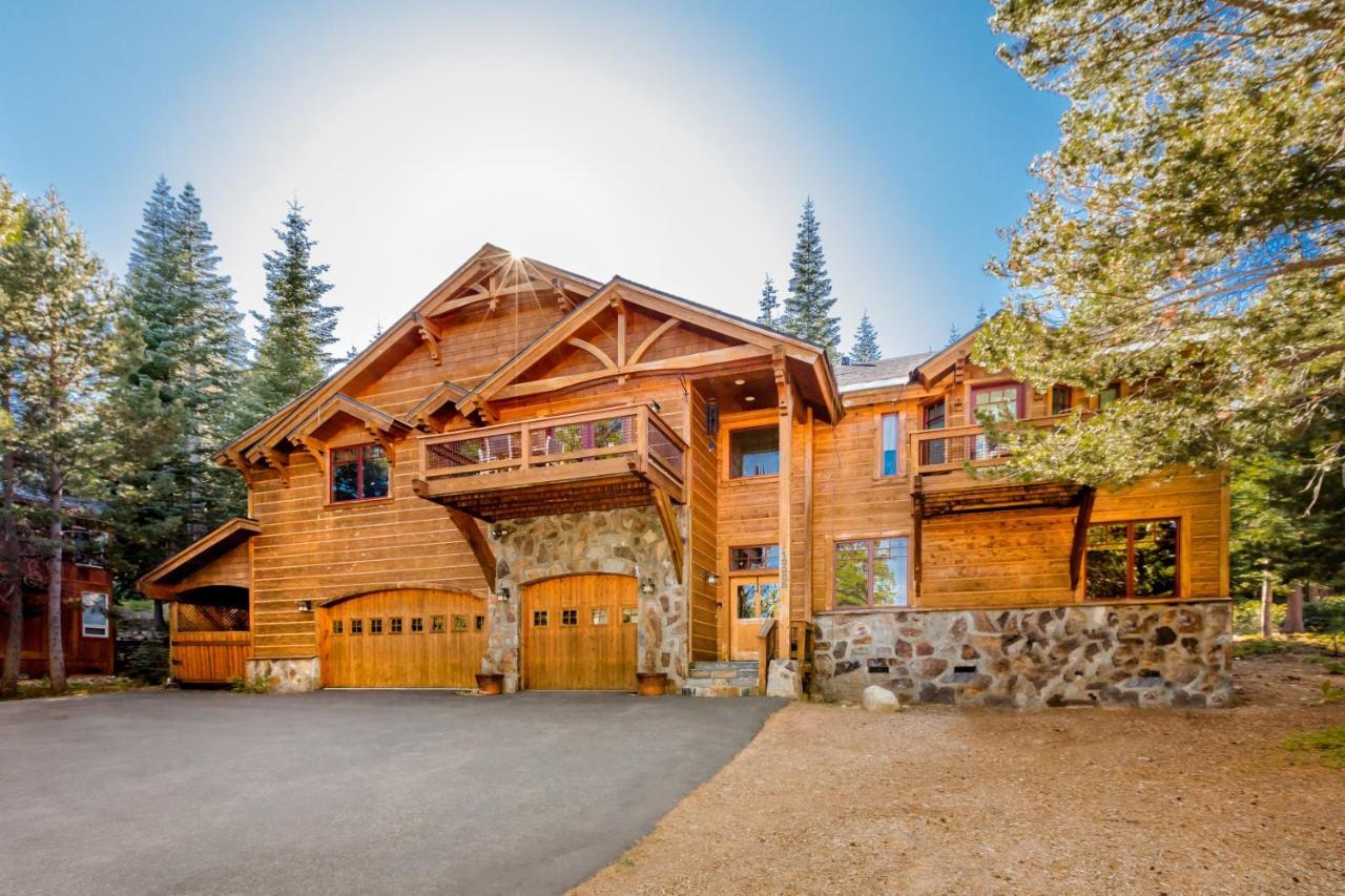 Bear Meadows Lodge - Hot Tub - Tahoe Donner Home Truckee Exterior photo